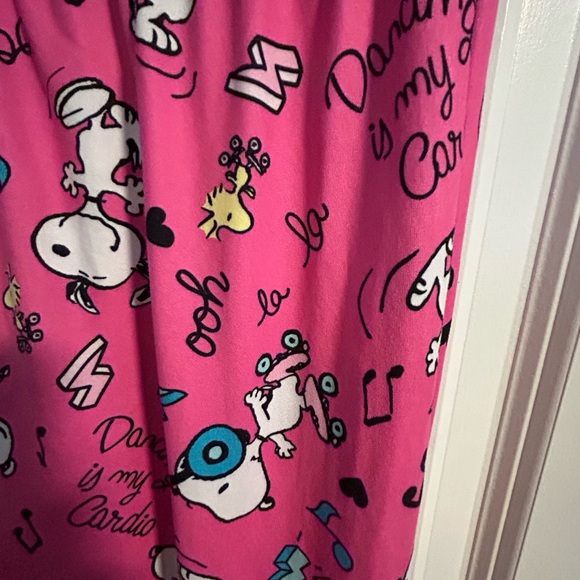 Snoopy “Dancing is my Cardio” track pants - Picture 4 of 4